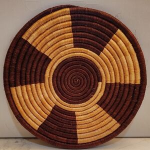 Woven Hotplate Trivit Brown And Beige 10" with Hanger For Use As Wall Decor